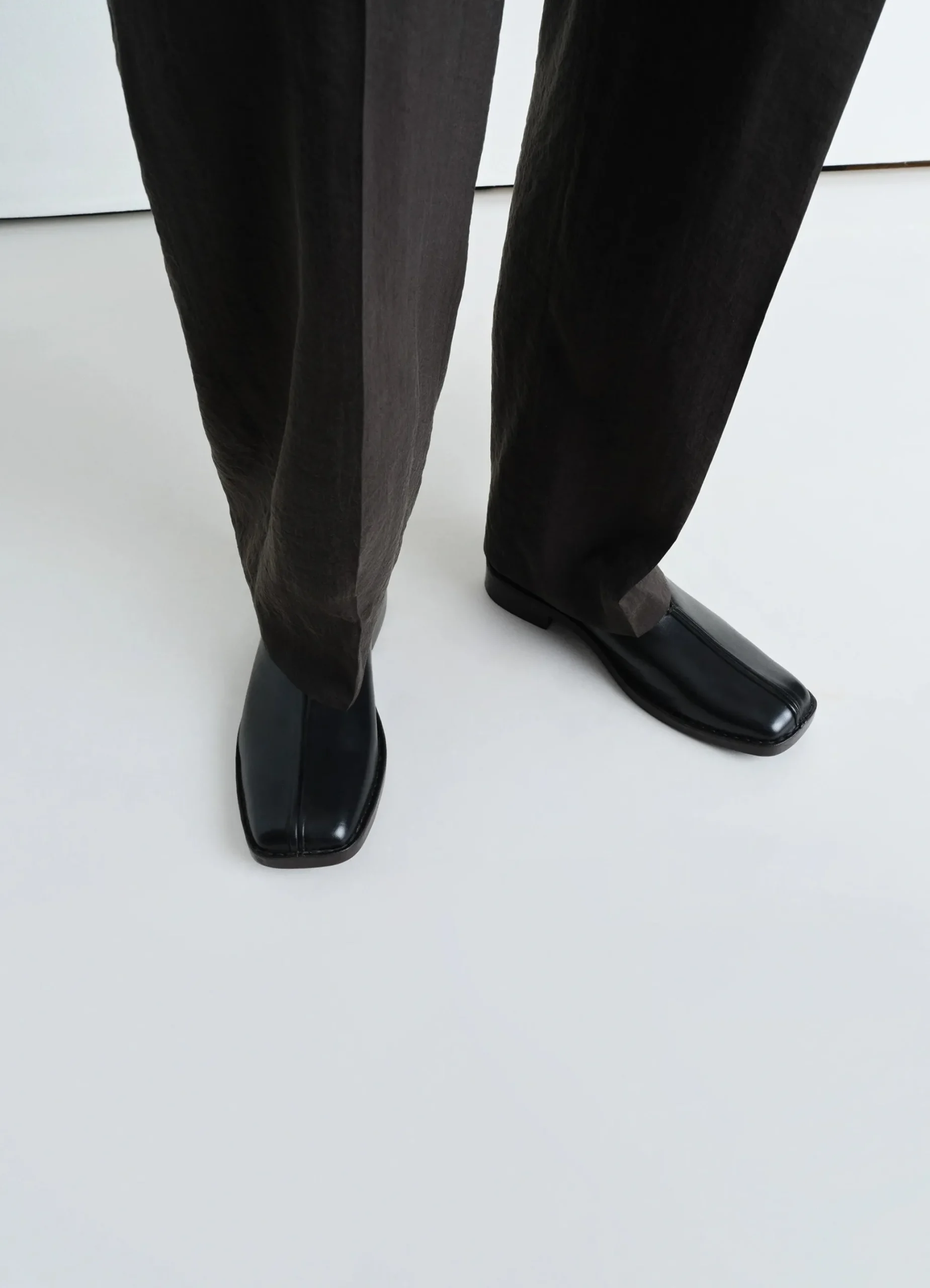 New CHAUSSONS PLATS PIPED Homme Chaussures