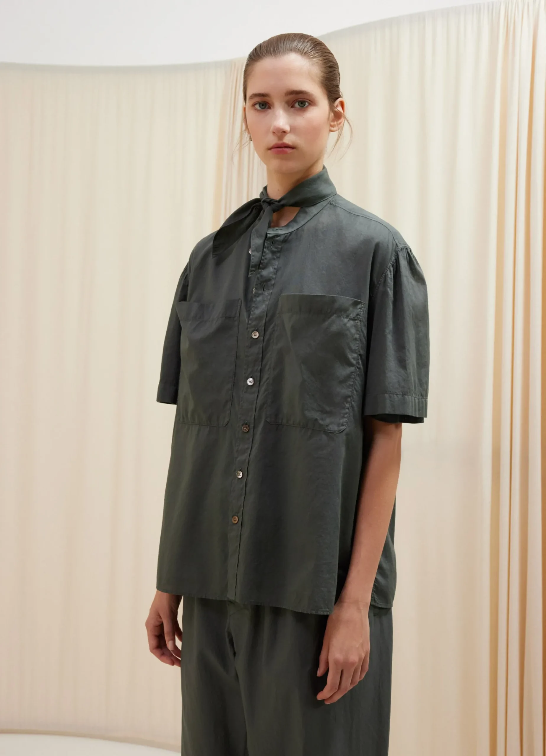 Clearance CHEMISE À MANCHES COURTES ET FOULARD Femme Chemises