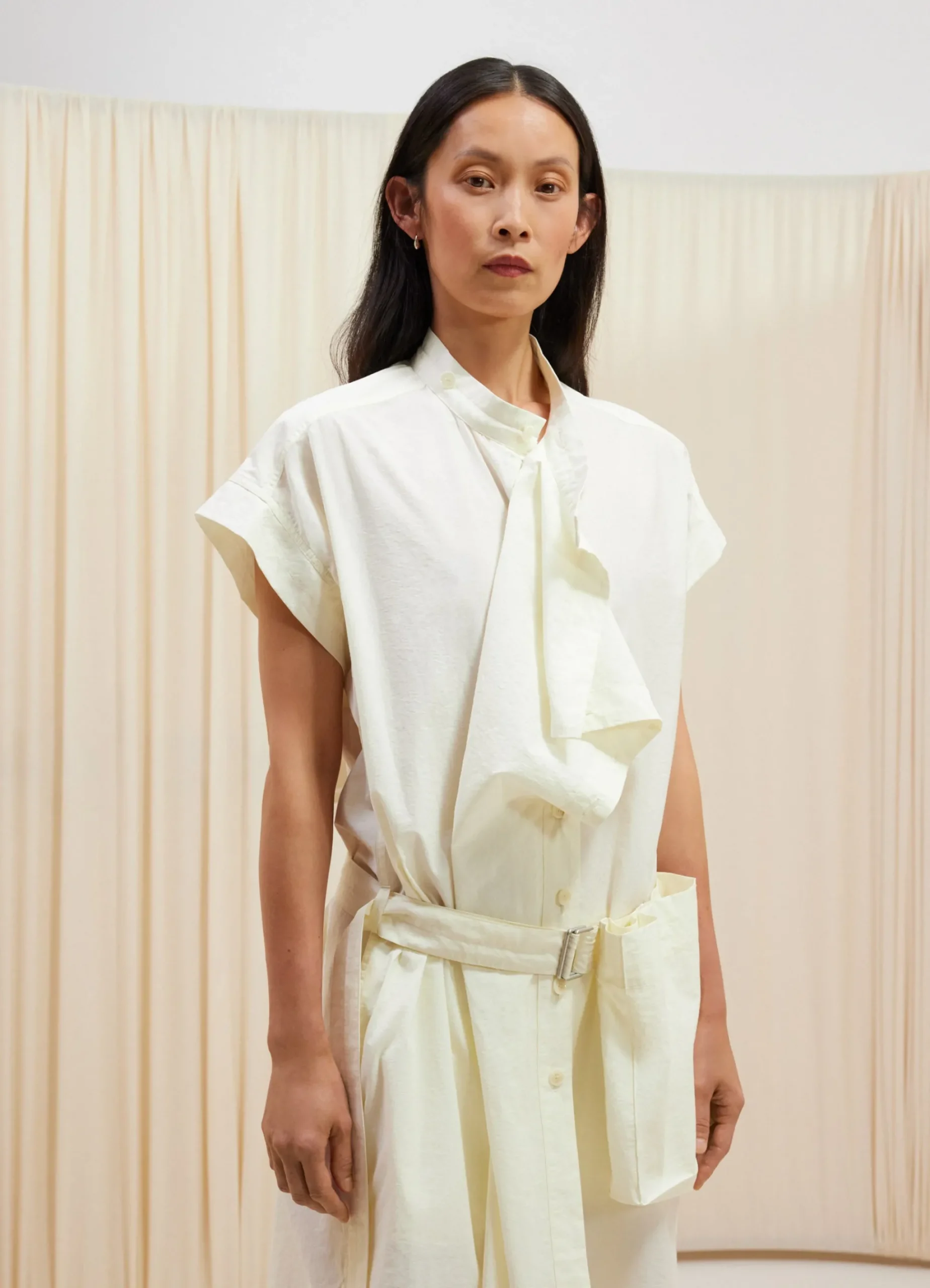 Online ROBE ASYMÉTRIQUE SANS MANCHES Femme Robes
